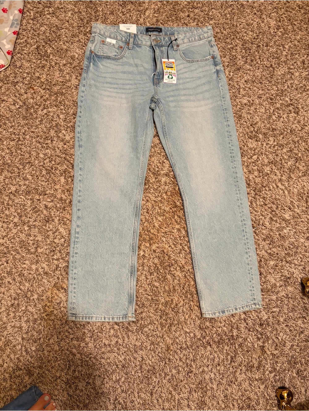 Aeropostale Light Wash Women's Straight Jeans